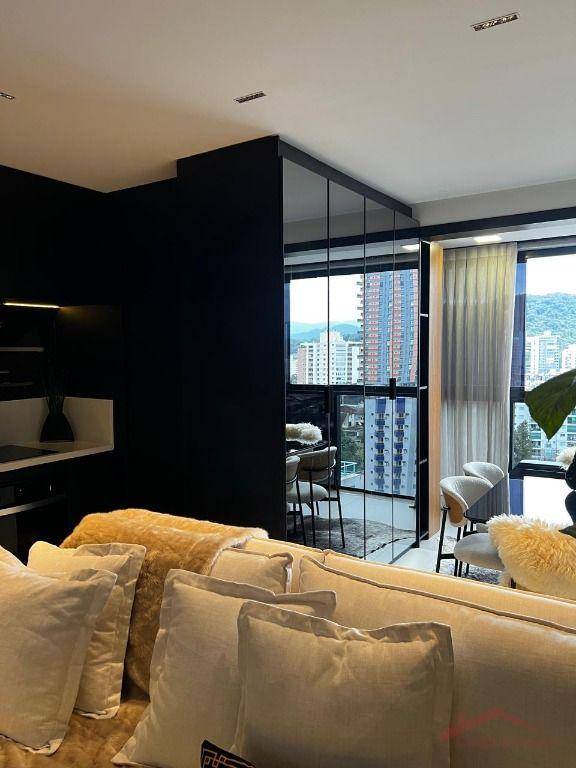 Apartamento, 2 quartos, 81 m² - Foto 2