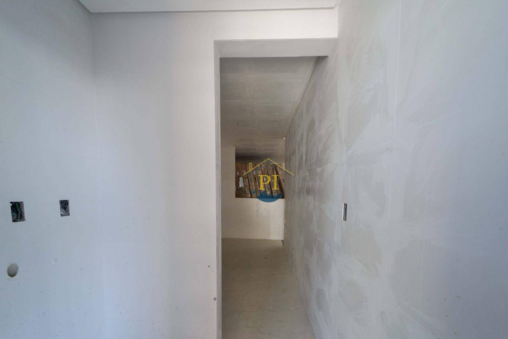 Apartamento à venda com 3 quartos, 135m² - Foto 5