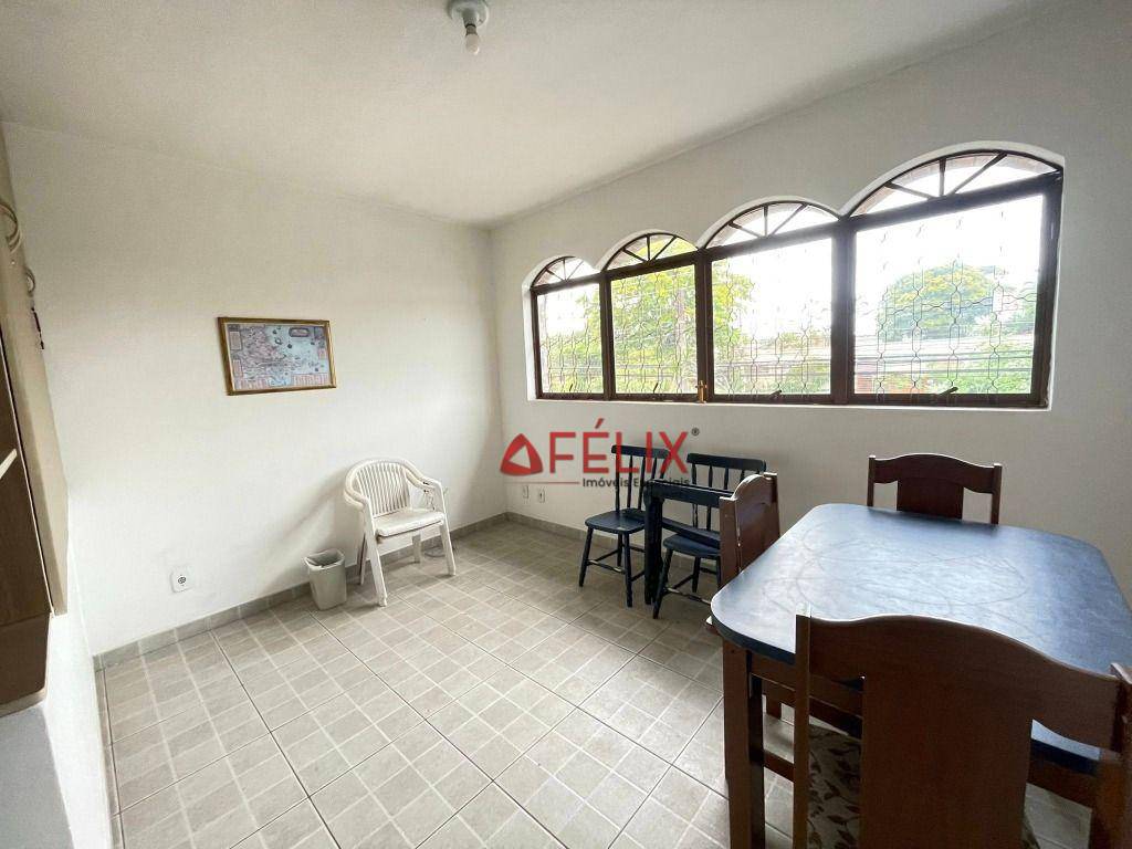 Casa, 3 quartos, 200 m² - Foto 4