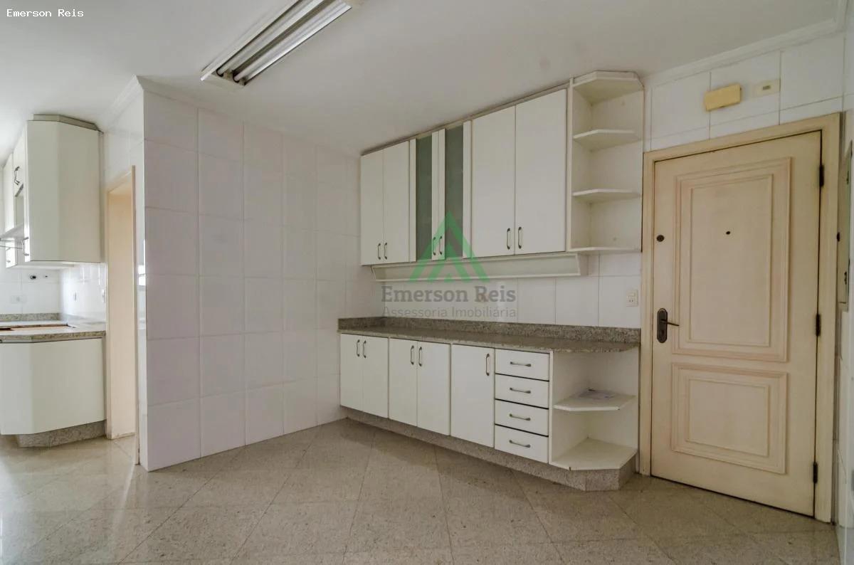 Apartamento à venda com 3 quartos, 184m² - Foto 16