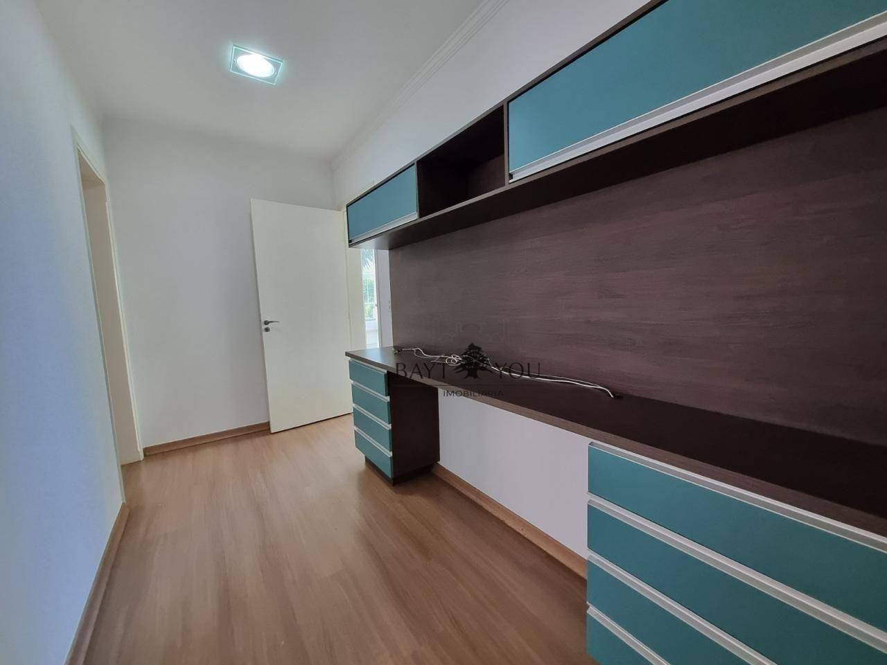 Casa para alugar com 3 quartos, 253m² - Foto 35