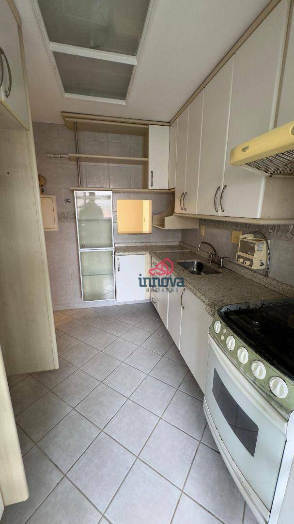 Apartamento à venda com 2 quartos, 68m² - Foto 14