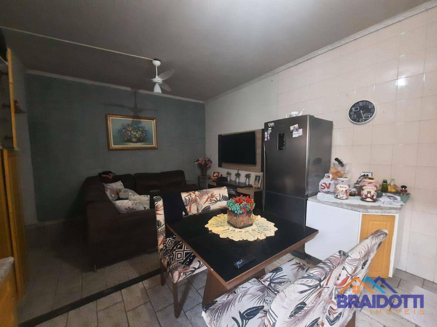 Casa à venda com 6 quartos, 300m² - Foto 26