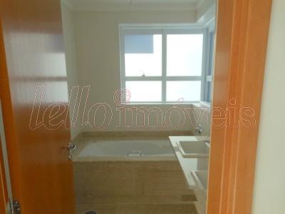 Apartamento à venda com 4 quartos, 200m² - Foto 4