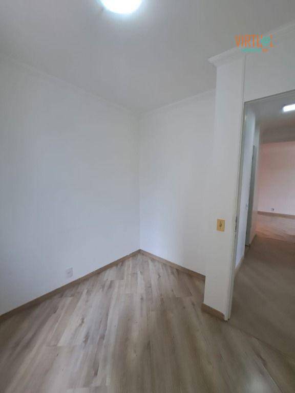 Apartamento para alugar com 3 quartos, 65m² - Foto 8