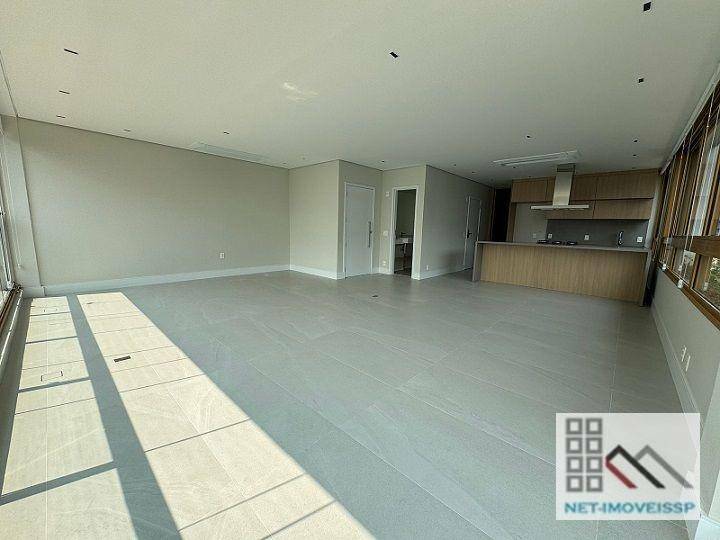 Apartamento para alugar com 3 quartos, 147m² - Foto 1