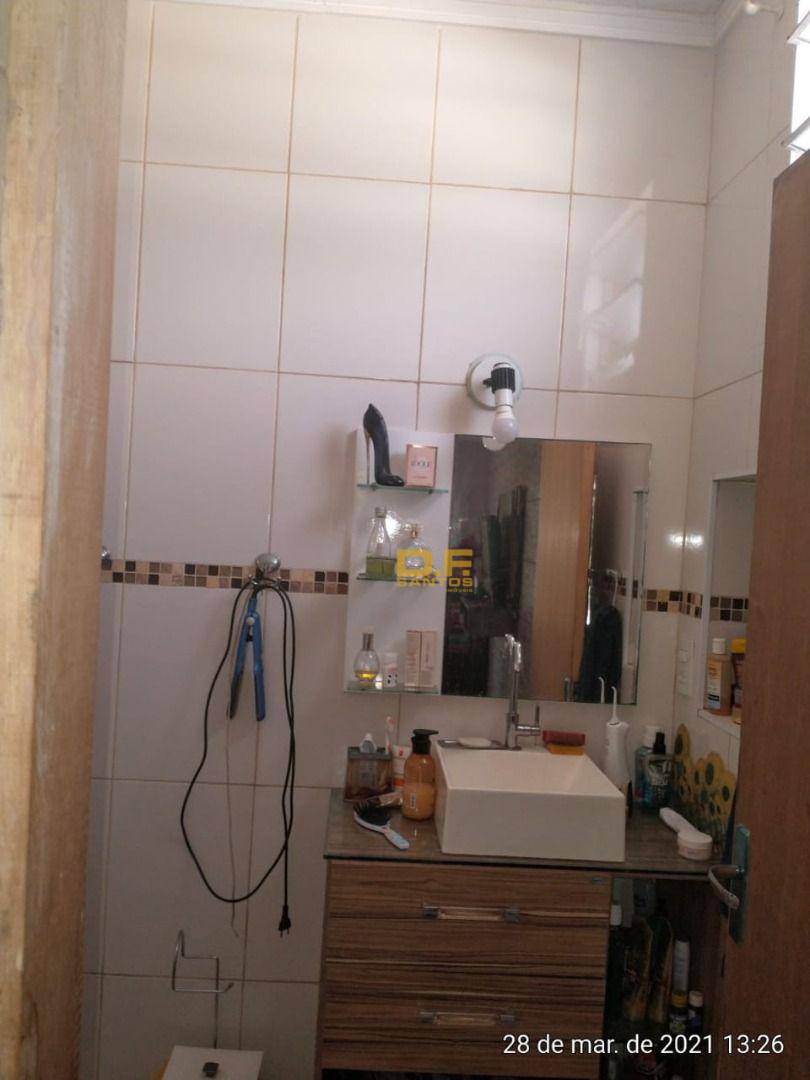 Sobrado à venda com 2 quartos, 1m² - Foto 3