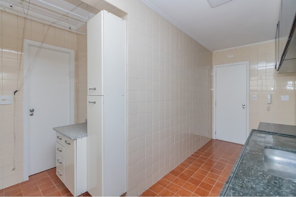 Apartamento à venda com 2 quartos, 70m² - Foto 18