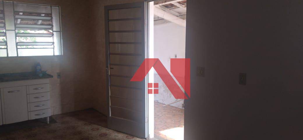 Casa à venda com 3 quartos, 134m² - Foto 25