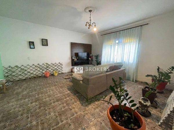 Casa à venda com 3 quartos, 140m² - Foto 1