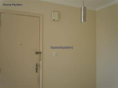 Apartamento à venda com 2 quartos, 70m² - Foto 3