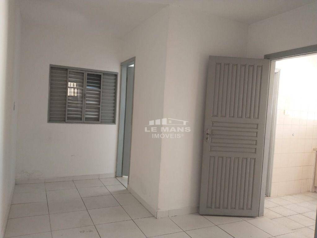 Casa à venda com 3 quartos, 101m² - Foto 25