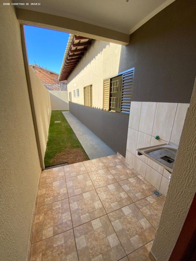 Casa à venda com 3 quartos, 150m² - Foto 16