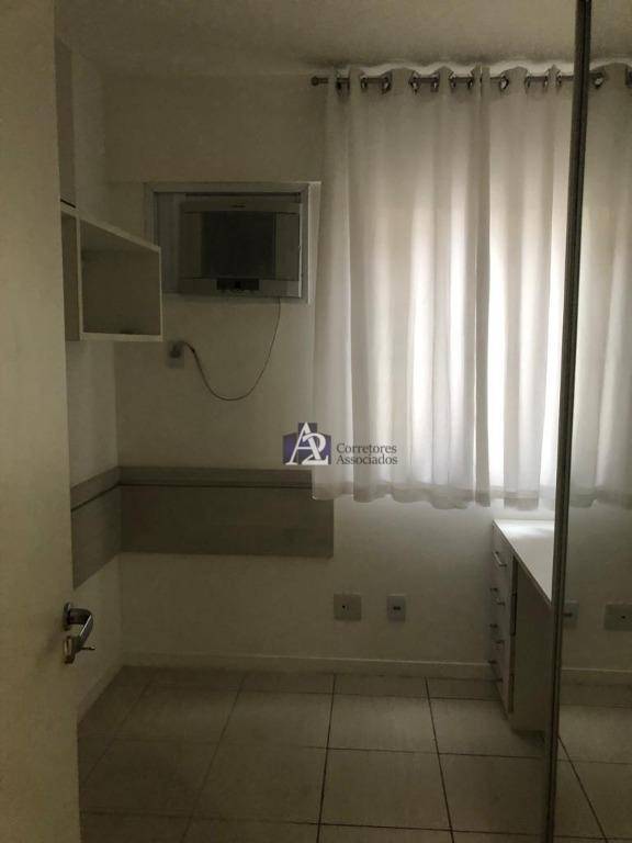 Apartamento à venda com 3 quartos, 80m² - Foto 9