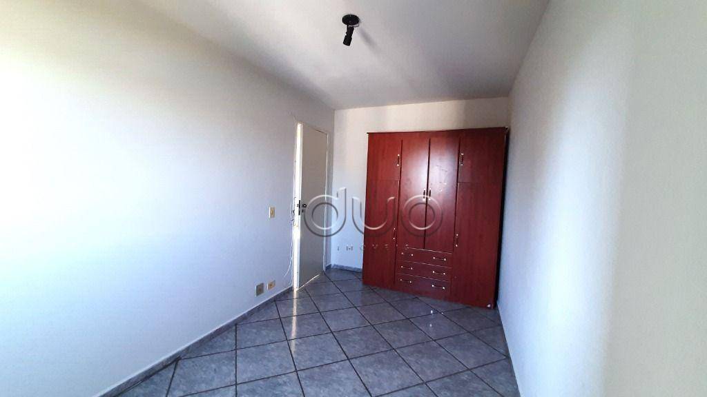 Apartamento para alugar com 2 quartos, 64m² - Foto 17