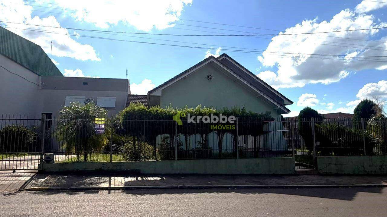 Casa, 3 quartos, 280 m² - Foto 1