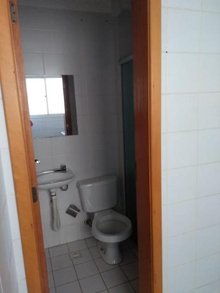 Apartamento para alugar com 3 quartos, 97m² - Foto 8