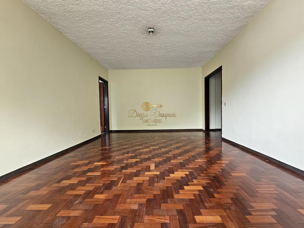 Apartamento à venda com 2 quartos, 82m² - Foto 2