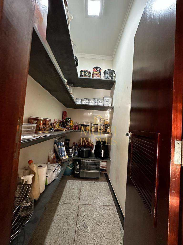 Casa de Condomínio à venda com 3 quartos, 368m² - Foto 34