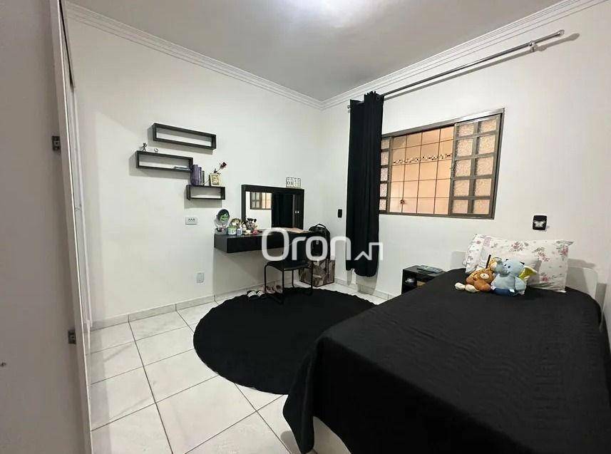 Casa à venda com 4 quartos, 198m² - Foto 10