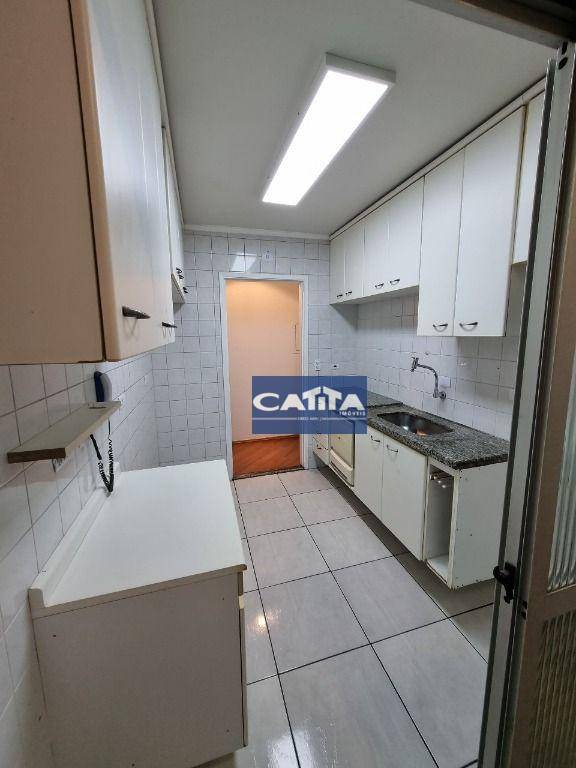 Apartamento à venda com 3 quartos, 70m² - Foto 2