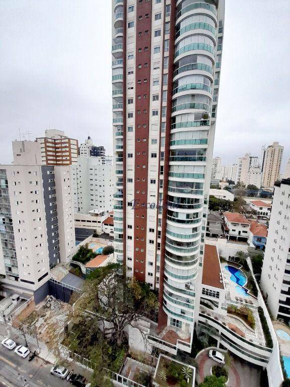 Apartamento à venda com 4 quartos, 240m² - Foto 49