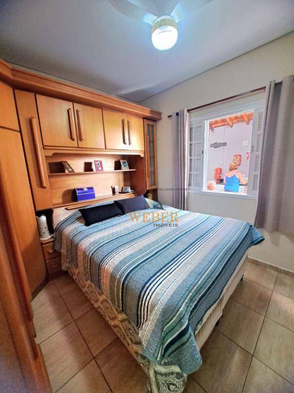 Casa à venda com 3 quartos, 109m² - Foto 14