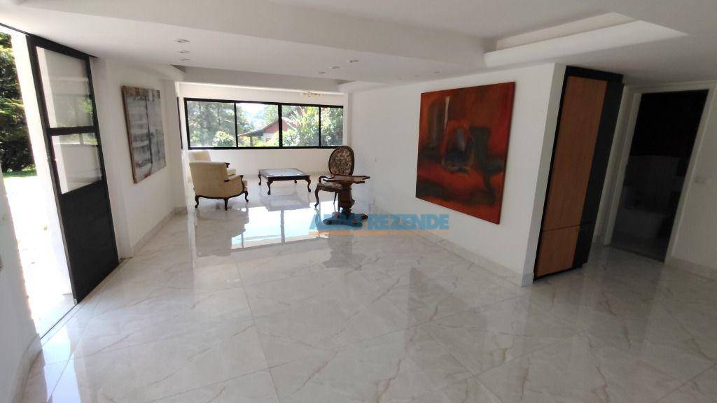 Casa de Condomínio à venda com 5 quartos, 460m² - Foto 19
