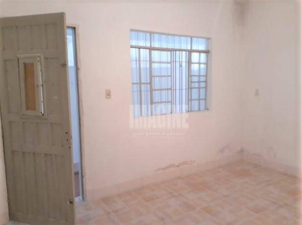 Casa à venda com 3 quartos, 150m² - Foto 9