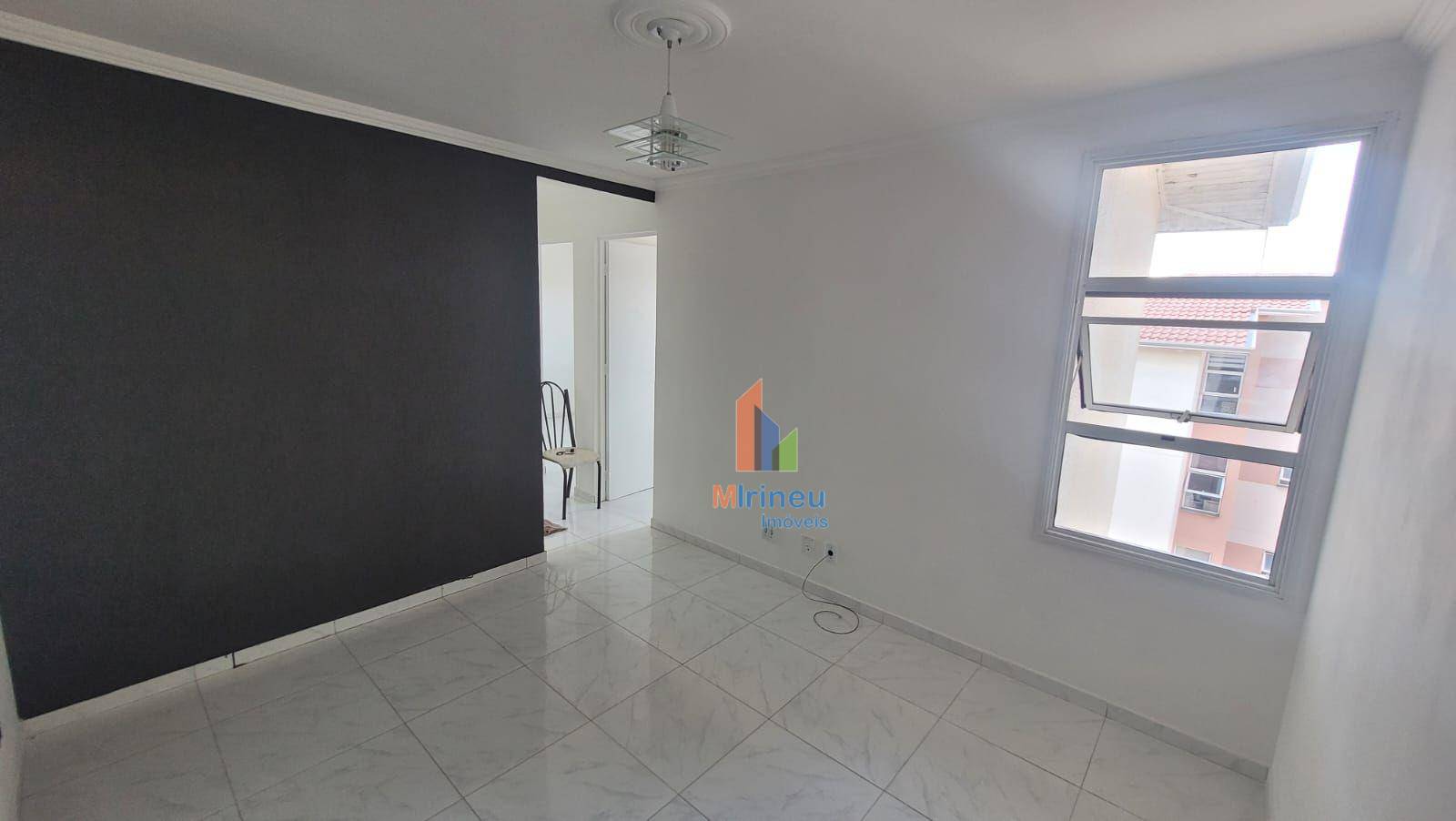 Apartamento à venda com 2 quartos, 43m² - Foto 2