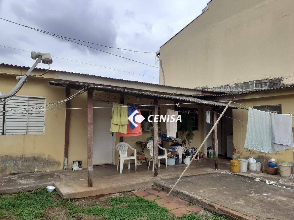 Casa à venda com 3 quartos, 90m² - Foto 13