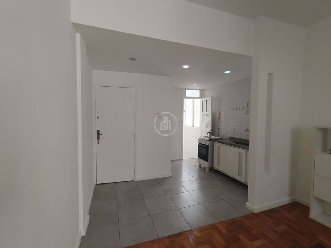 Apartamento à venda com 2 quartos, 70m² - Foto 20