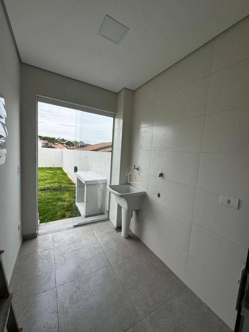 Casa à venda com 2 quartos, 87m² - Foto 7