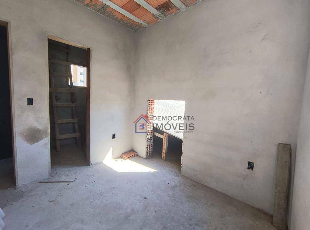 Sobrado à venda com 2 quartos, 127m² - Foto 13