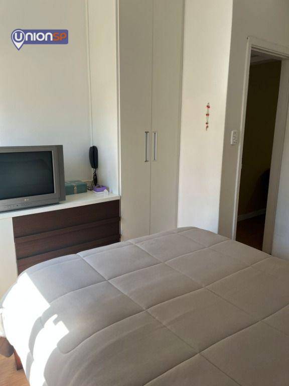 Apartamento à venda com 2 quartos, 76m² - Foto 10