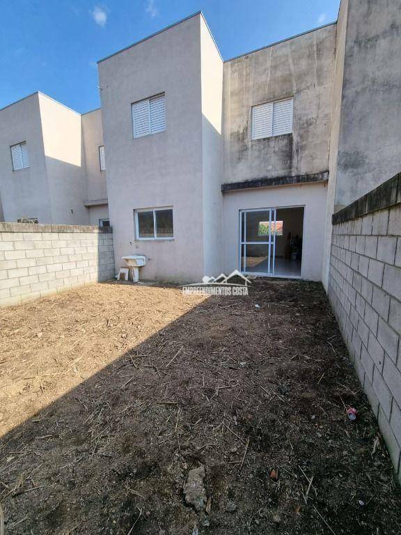 Casa à venda com 3 quartos, 88m² - Foto 14