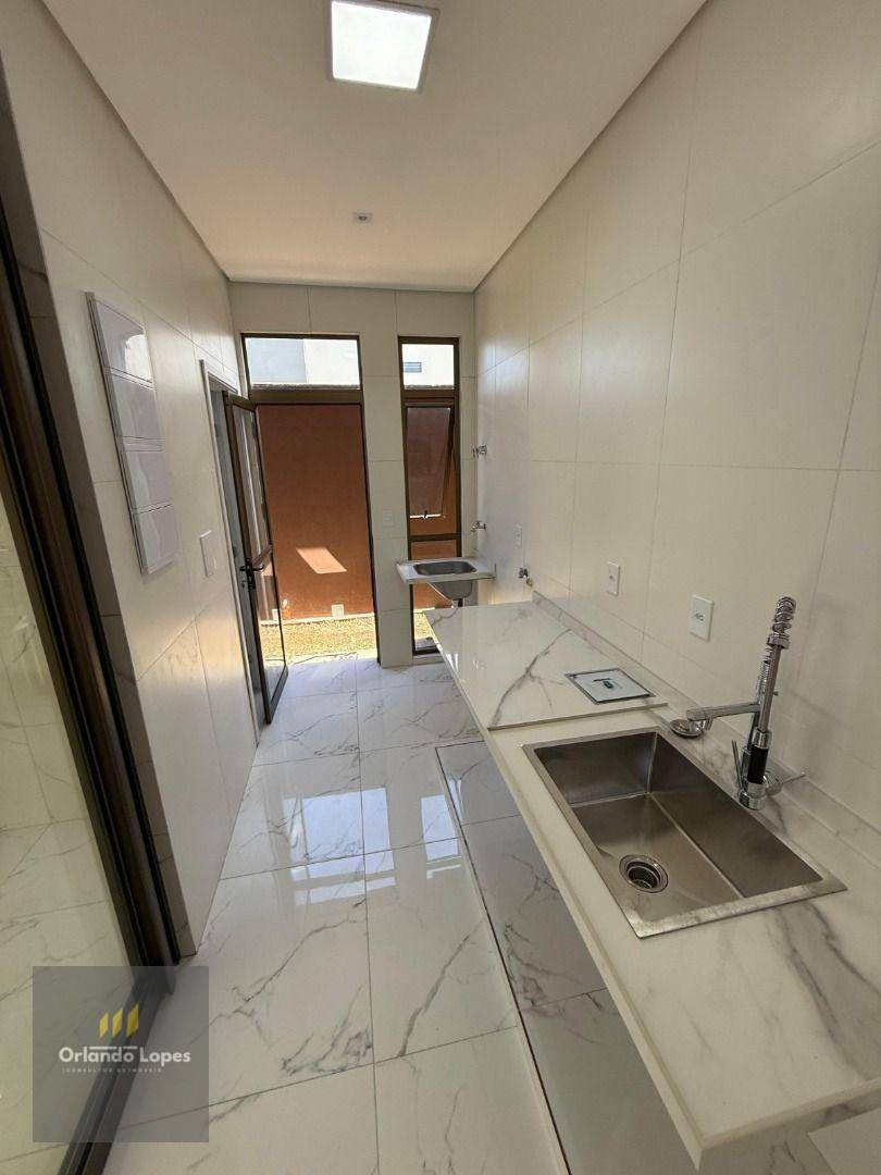 Casa de Condomínio à venda com 5 quartos, 315m² - Foto 6