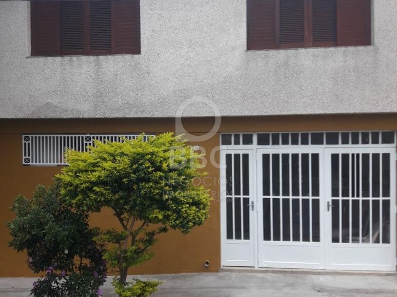 Sobrado à venda com 3 quartos, 119m² - Foto 1