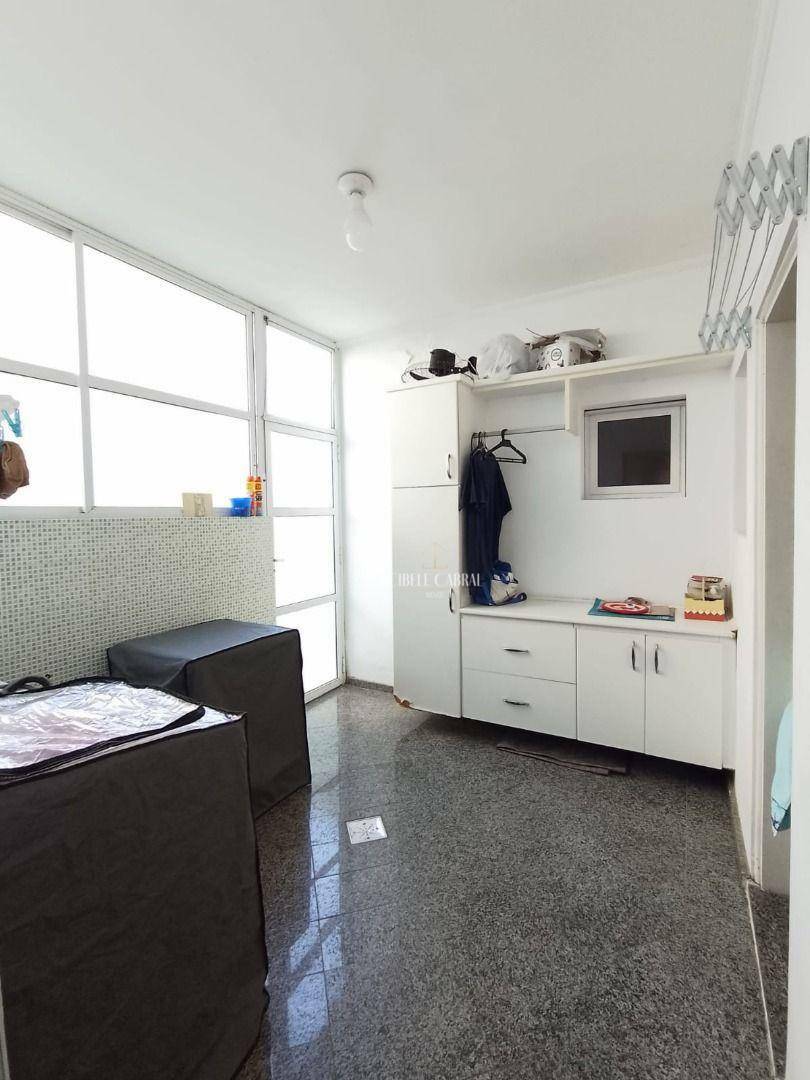 Casa de Condomínio à venda com 4 quartos, 264m² - Foto 42