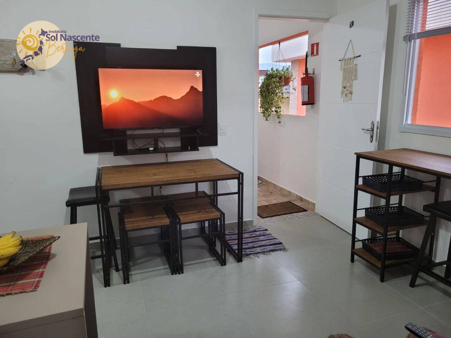 Casa à venda com 2 quartos, 53m² - Foto 7