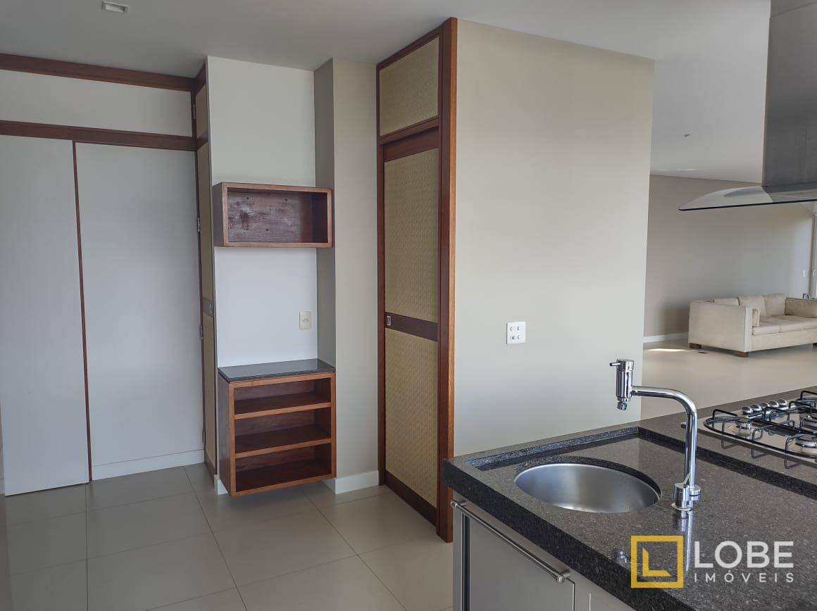 Casa de Condomínio à venda com 2 quartos, 402m² - Foto 7