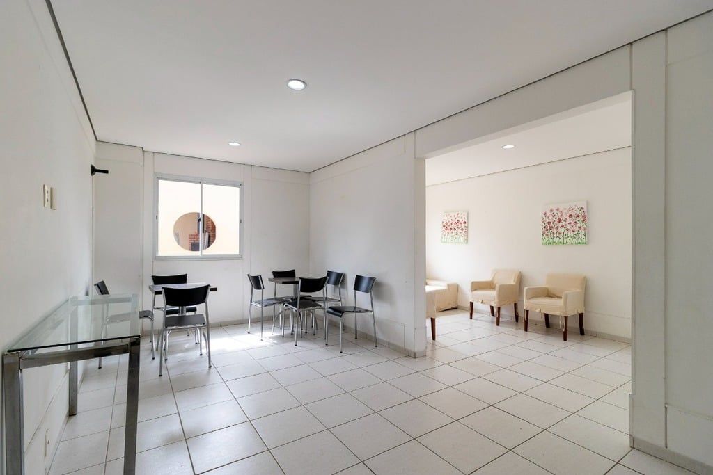 Apartamento à venda com 2 quartos, 46m² - Foto 2