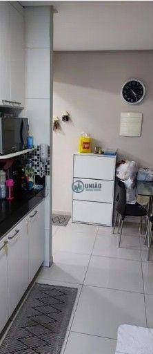 Apartamento à venda com 2 quartos, 90m² - Foto 8