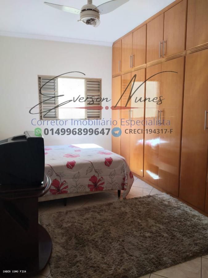 Casa à venda com 2 quartos, 127m² - Foto 12