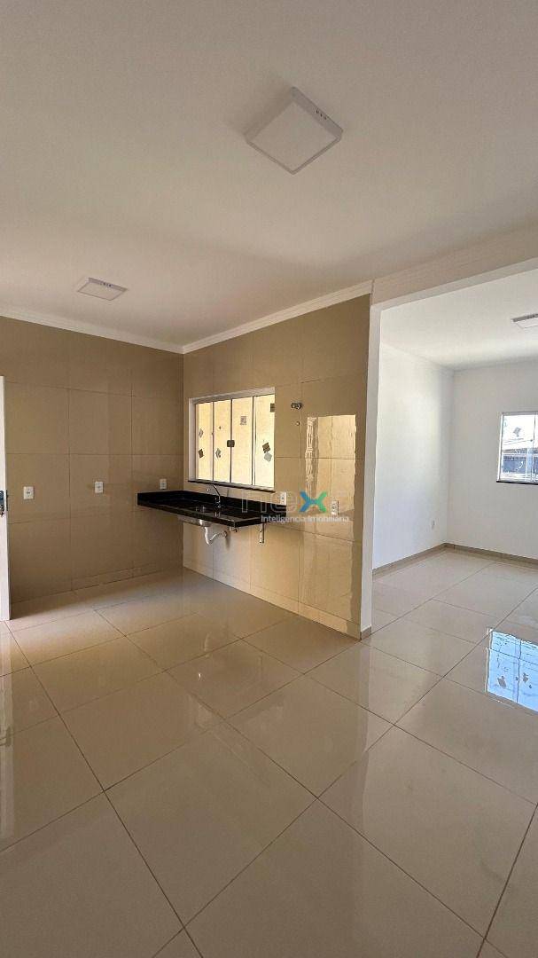 Casa à venda com 2 quartos, 78m² - Foto 5