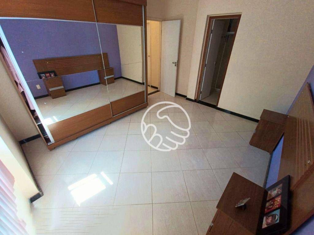 Cobertura, 3 quartos, 235 m² - Foto 4