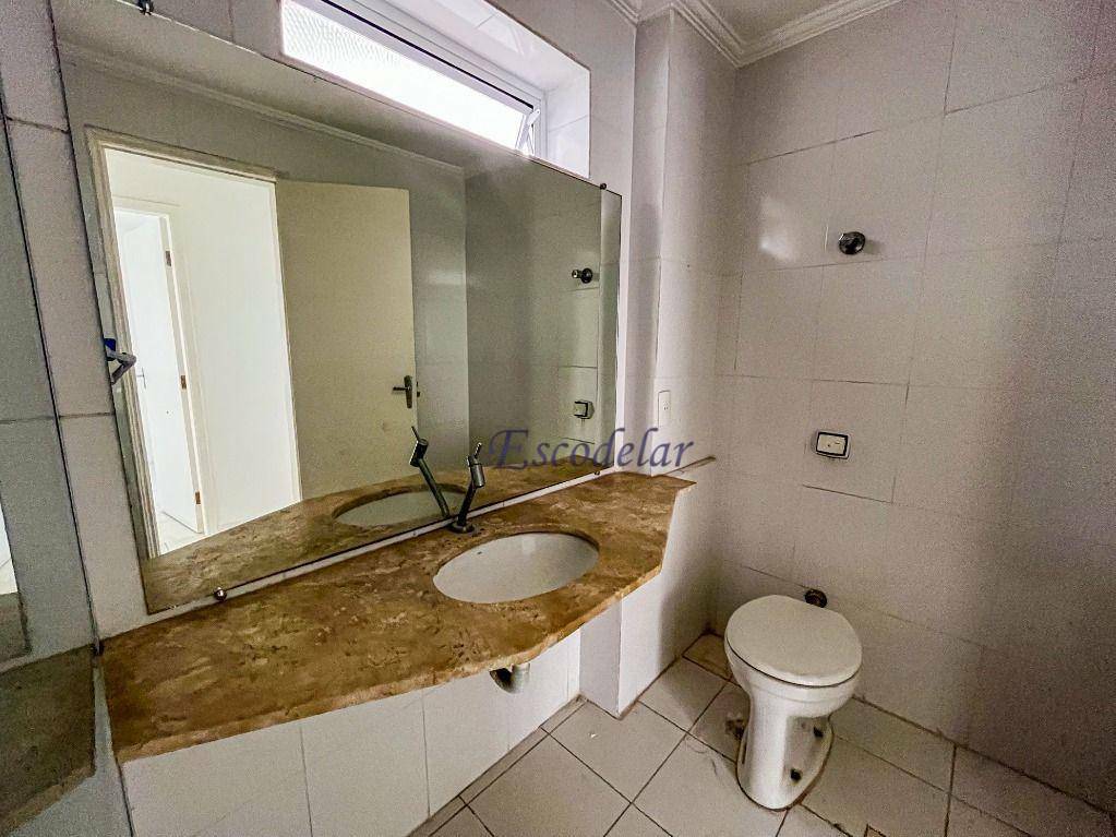 Apartamento para alugar com 3 quartos, 157m² - Foto 16