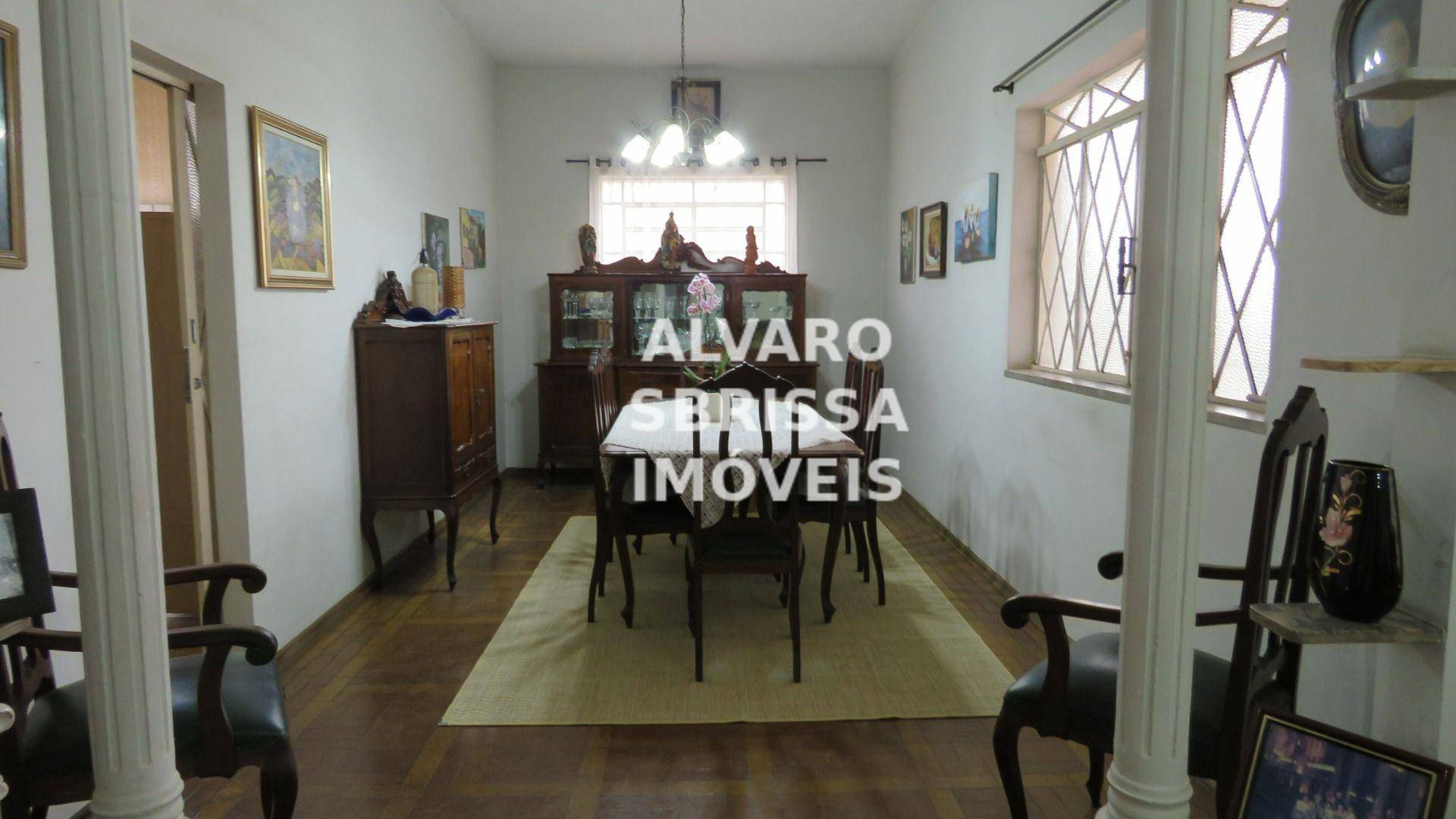 Casa à venda e aluguel com 3 quartos, 292m² - Foto 4