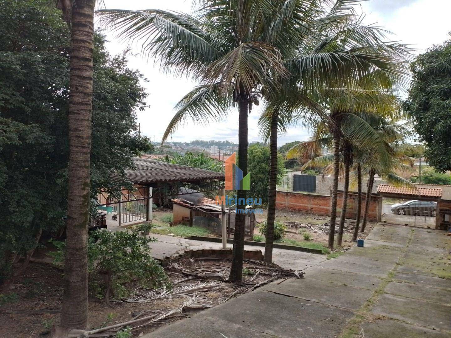 Chácara à venda com 3 quartos, 300m² - Foto 15