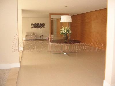 Apartamento à venda com 3 quartos, 241m² - Foto 15